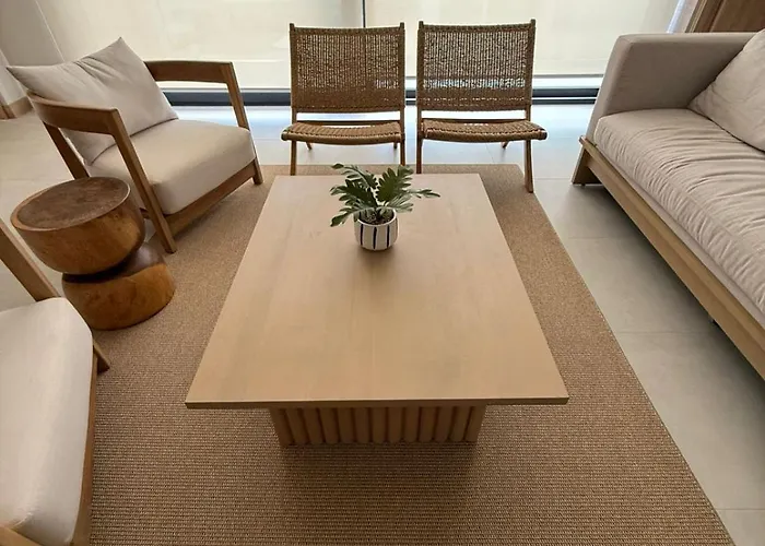 Become 33 Modern 2br In The Heart Of Apartment